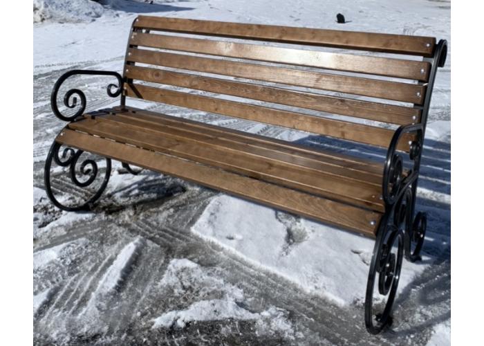 Металлическая скамейка 