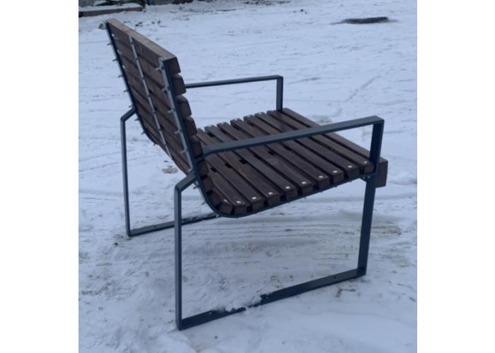 Металлическая скамейка 