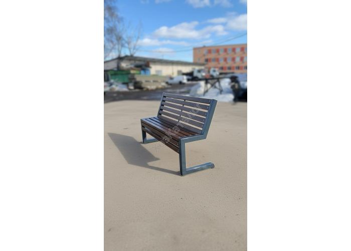 Металлическая скамейка 