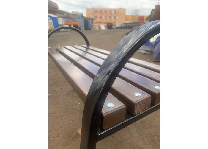 Металлическая скамейка 